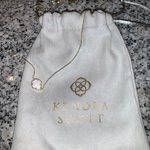 Kendra Scott Tess Gold Small Pendant Necklace